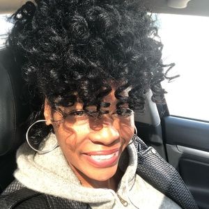 Meet your Posher, Norma